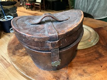 Antique Leather Hat Box (CTF10)