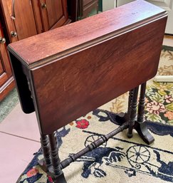 Vintage Mahogany Drop Leaf Gate Leg Table