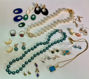 Costume Jewelry And Other  (CTF10)