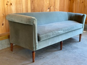 Vintage Light Green Velvet Chaise Lounge (CTF20)