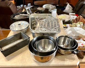 Vintage Roaster & Kitchen Bakeware (CTF30)