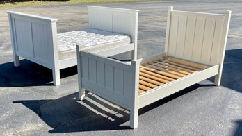Modern White Painted Full And Twin Size Bed (CTF40)