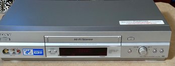 Sony Video Cassette Recorder (CTF10)