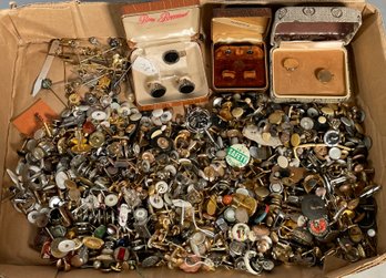 Large Collection Of Mens Cufflinks And Studs (CTF10)