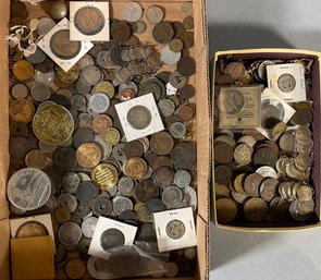 Large Foreign Coin Collection, 100 (CTF10)