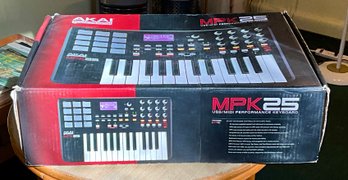 MPK AKAI Professional Keyboard