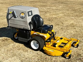 2021 Walker T27i Zero Turn Mower With Power Dump (Local Pick-up Only)