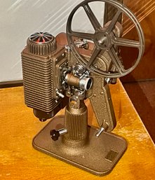 Revere Deluxe 8 MM Projector