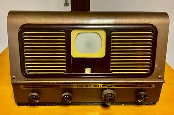 1948 Pilot Radio Tabletop