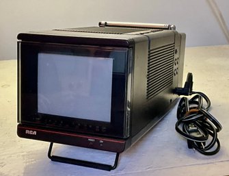 1986 RCA Portable TV