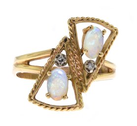12K/14K Gold And Opal Ring (CTF10)