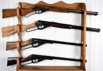 Four Vintage Daisy BB Guns (CTF10)