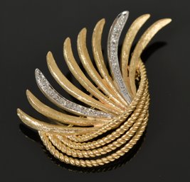 Vintage 14k Gold & Diamond Angel Wing Pin (CTF10)