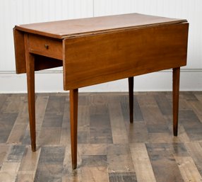 Antique Cherry Drop Leaf Table (CTF20)