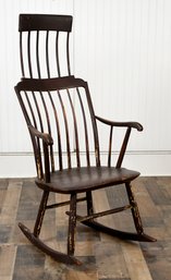 Antique Comb Back Windsor Rocking Chair (CTF10)