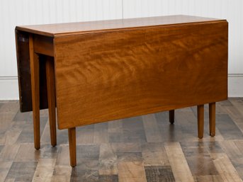 19th C. Hepplewhite  Mahogany Drop Leaf Table (CTF20)