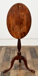 Antique Mahogany Oval Top Candlestand (CTF10)