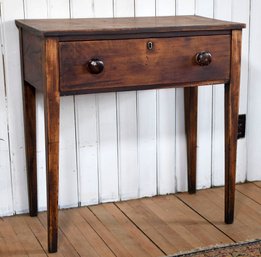 19th C. Federal Mahogany Side Table (CTF20)