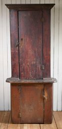 19th C. Country Two Part Corner Cabinet (CTF30)