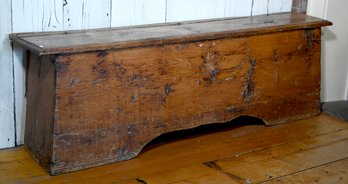 18th C. Canted Pine Storage Chest (CTF20)
