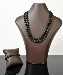 Black Onyx And Gold Bead Necklaces And  Bracelet (CTF10)