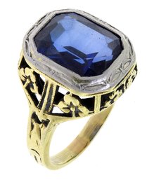 Vintage 14k Gold And Synthetic Sapphire Ring (CTF10)