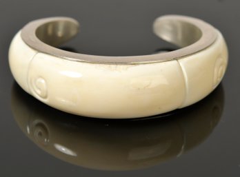 Silver And Bone Cuff Bracelet (CTF10)