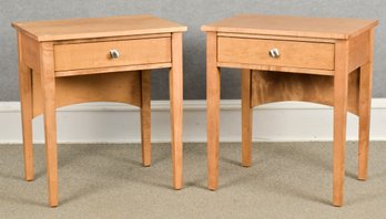 Pr. Pompanoosuc Mills End Tables, 2 Of 2  (CTF20)