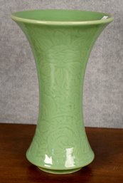Vintage Chinese Green Glazed Vase (CTF10)