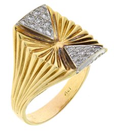 Modern14k Gold And Diamond Cocktail Ring (CTF10)