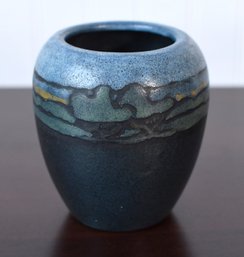 Vintage Paul Revere Pottery Vase (CTF10)