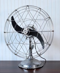 Vintage Freshnd-aire  Model 2300 Table Top Electric Fan (CTF20)