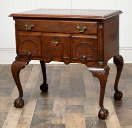 Antique Shell Carved Chippendale Style Lowboy (CTF20)