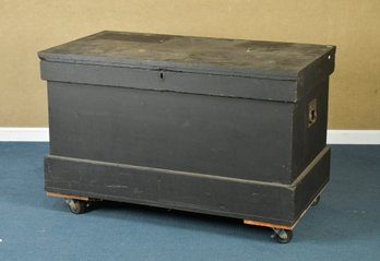 Vintage Toolbox With Tools (CTF40)