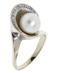 Mid Century 14k Gold Diamond And Pearl Ring (CTF10)