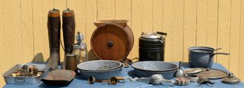 Vintage And Antique Household Related Lot (CTF30)