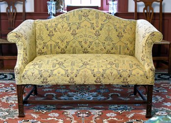Southwood 20th C. Chippendale Style Settee (CTF30)