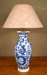 Vintage Chinese Porcelain Table Lamp (CTF10)