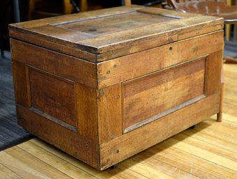 Antique Oak Carpenters Box (CTF20)