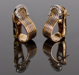 Cartier 18k Gold And Diamond Double C Earrings (CTF10)