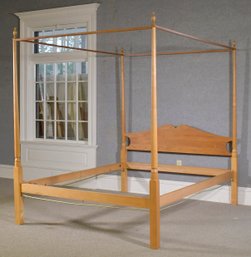Queen Size Pencil Post Canopy Bed (CTF50)
