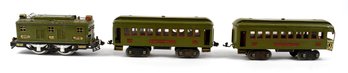 Lionel Standard Gauge Locomotive And Two Coaches (CTF10)