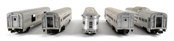 Five Aluminum Lionel Cars (CTF10)