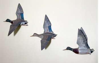Vintage Carved Painted Flying Ducks (CTF10)