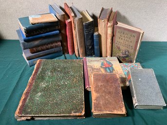 Antique And Vintage Books (CTF20)