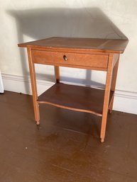 Antique Oak One Drawer Stand (CTF20)