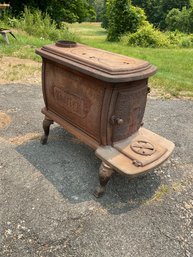 Vintage Charter Glascook Co. Iron Stove (CTF30)