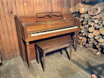 Hardman Peck Upright Piano (CTF100)