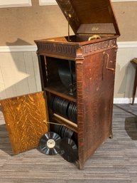 Antique Edison Phonograph With Records (CTF20)