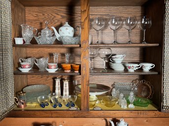 China Cabinet Contents (CTF30)